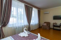 Полу-люкс без балкона