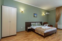 Двухкомнатный семейный Люкс с двумя балконами