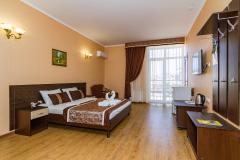 Двухкомнатный семейный Люкс с двумя балконами