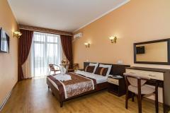 Двухкомнатный семейный Люкс с двумя балконами